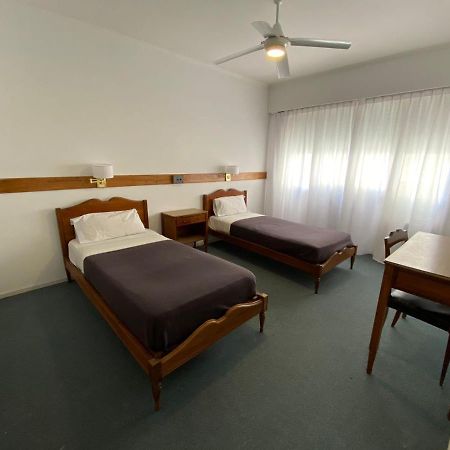 Wanna La Plata Hostel Eksteriør bilde
