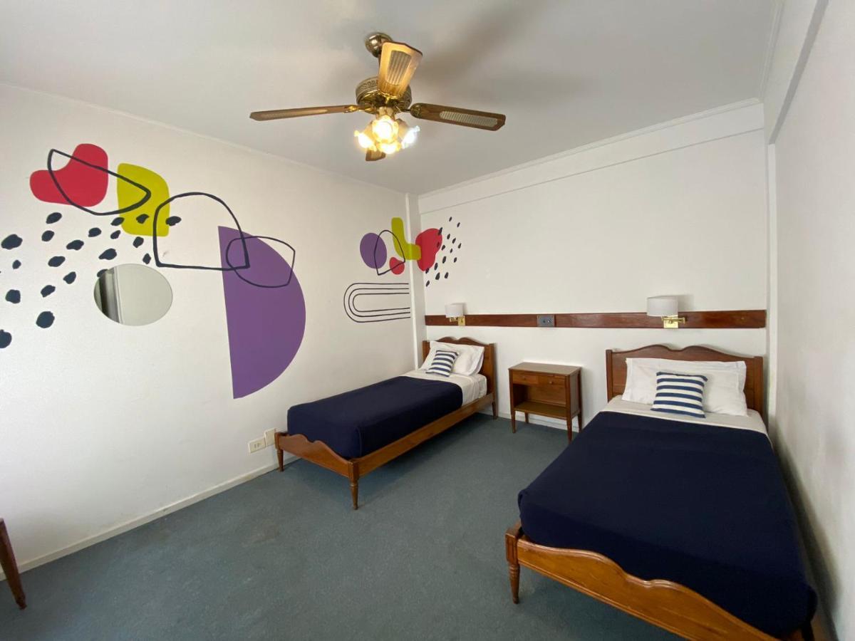 Wanna La Plata Hostel Eksteriør bilde